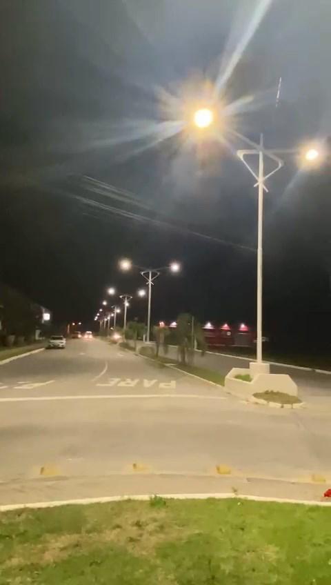“A luz voltou”, comemora o vereador Carlos Júnior
