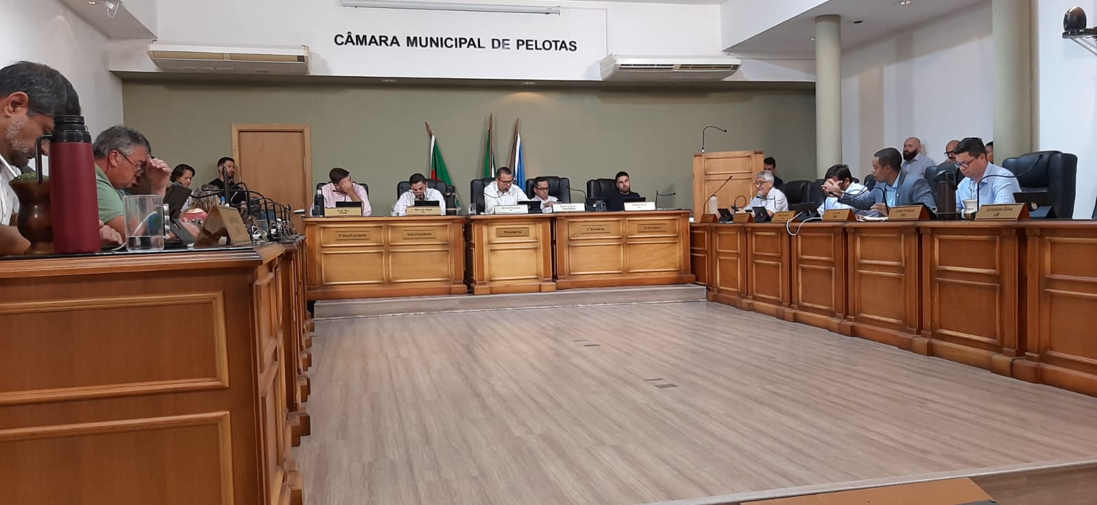 Afastamento de vereadora será votado em redação final