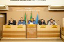 Câmara realiza reunião pública com a Secretaria de Serviços Urbanos e Infraestrutura Câmara realiza reunião pública com a Secretaria de Serviços Urbanos e Infraestrutura