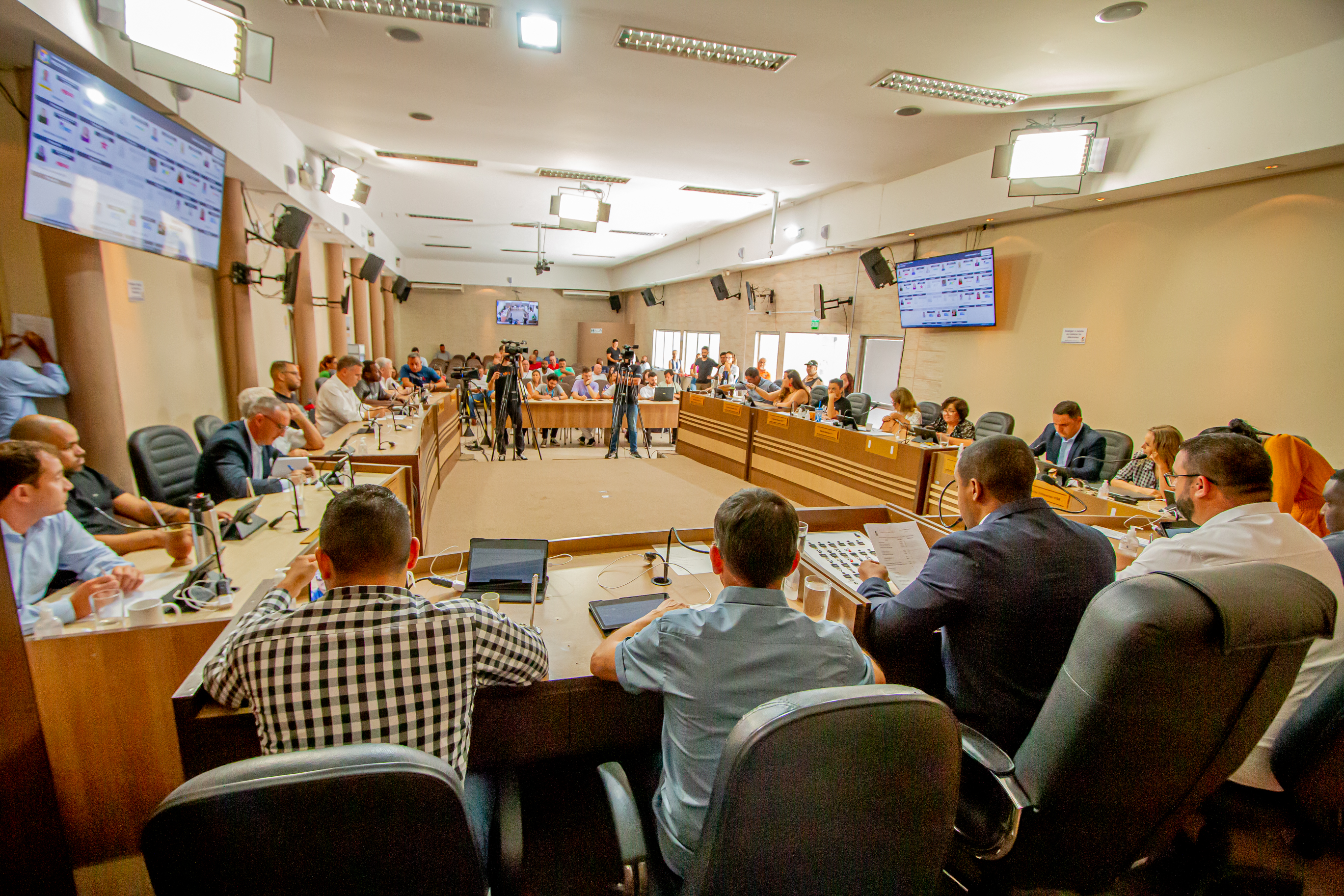 Comissões Parlamentares são compostas na Câmara Municipal