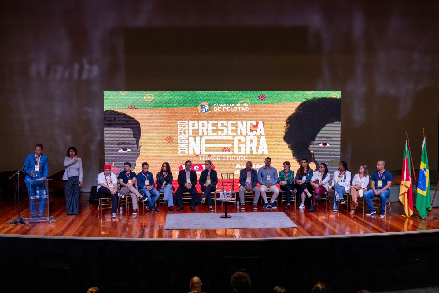 CONGRESSO PRESENÇA NEGRA: Conversa, diálogo e empoderamento marcaram o primeiro dia do evento