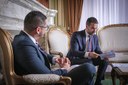 Eduardo Leite recebe vereador Jone Soares no Palácio Piratini Eduardo Leite recebe vereador Jone Soares no Palácio Piratini