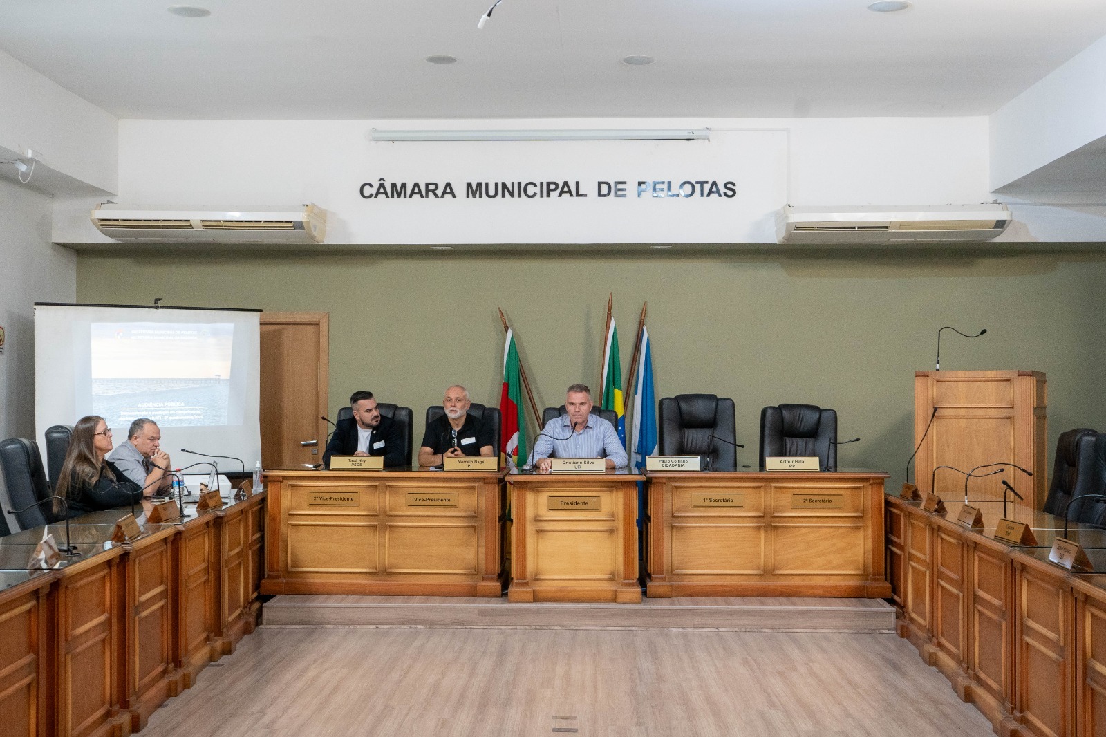 Executivo apresenta demonstrativo e avaliação das metas fiscais