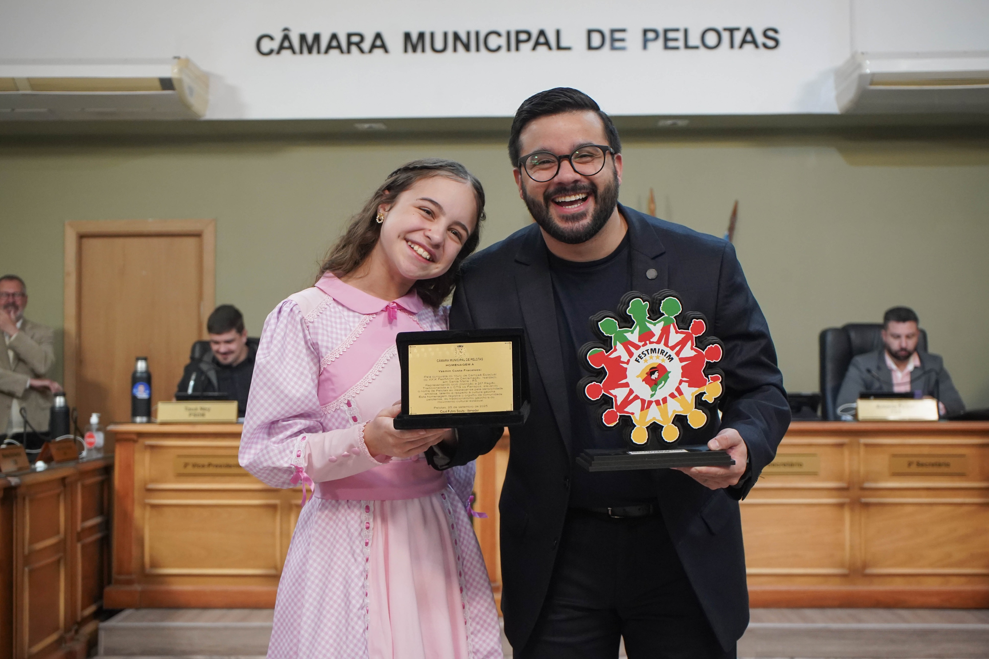 Cauê Fuhro Souto - Yasmin Costa Fracalossi.jpg