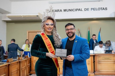 Drag Queen Lurra Blume _ v. Cauê Fuhro Souto (PV).jpg