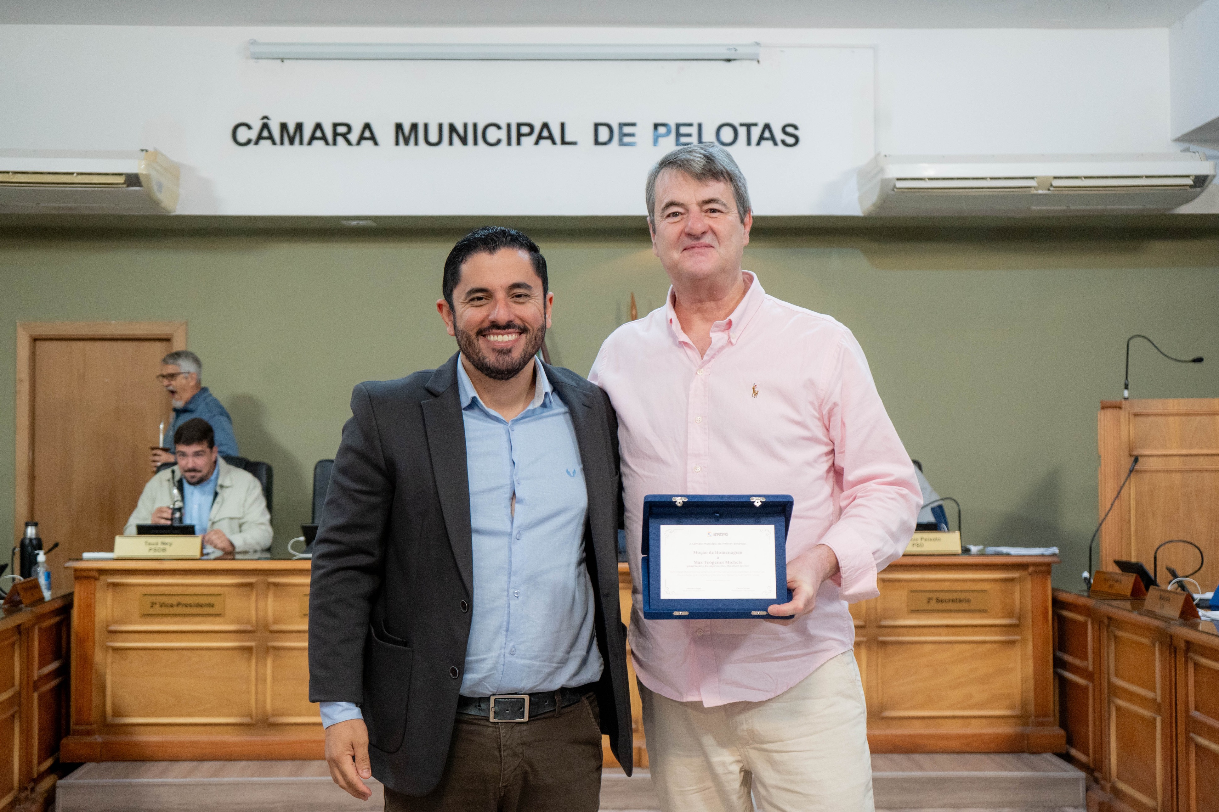 Max Teógenes Michel _ v. Marcelo Bagé (PL).jpg