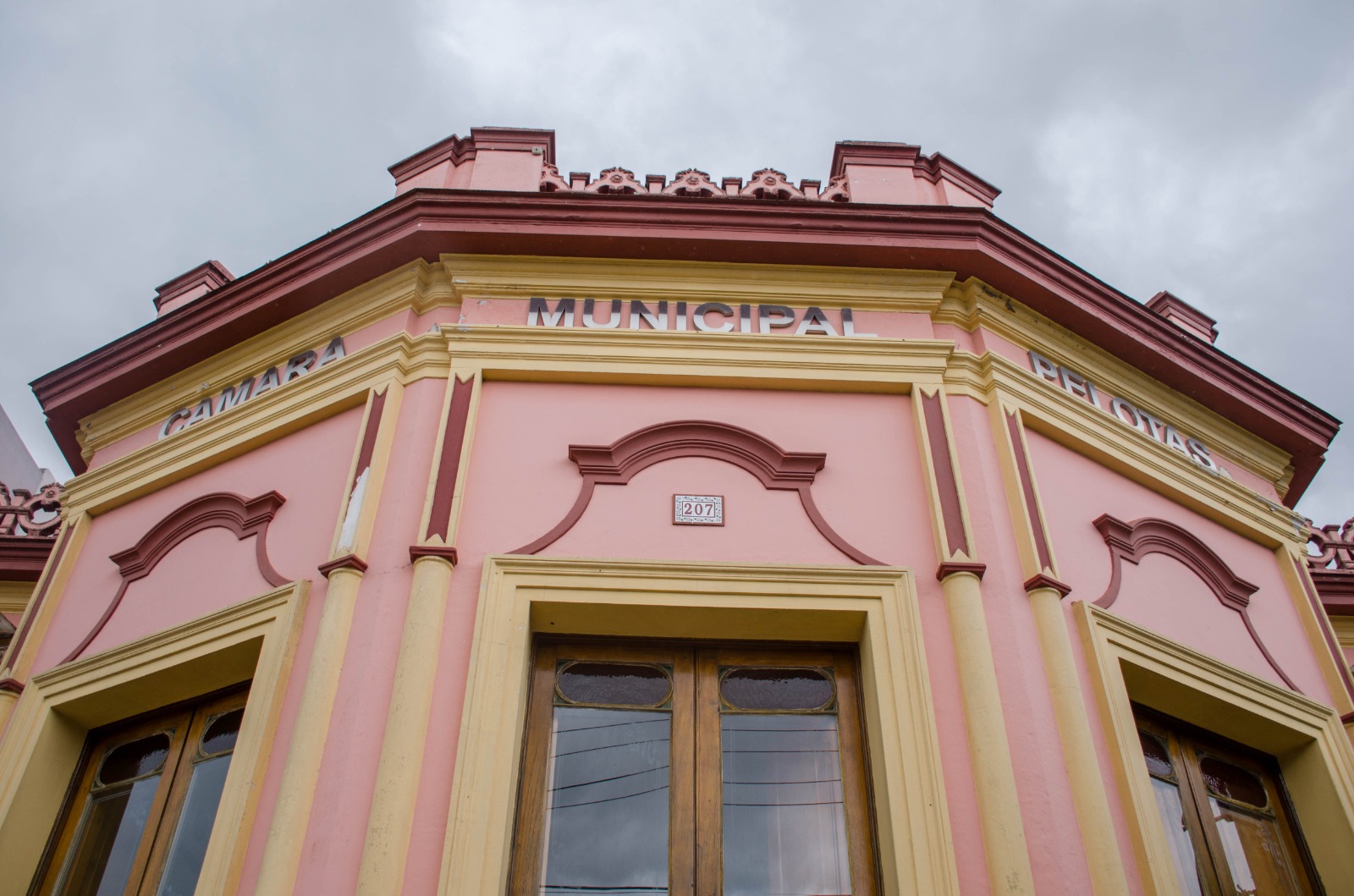 Legislativo decreta luto oficial pela morte de Lélio Souza