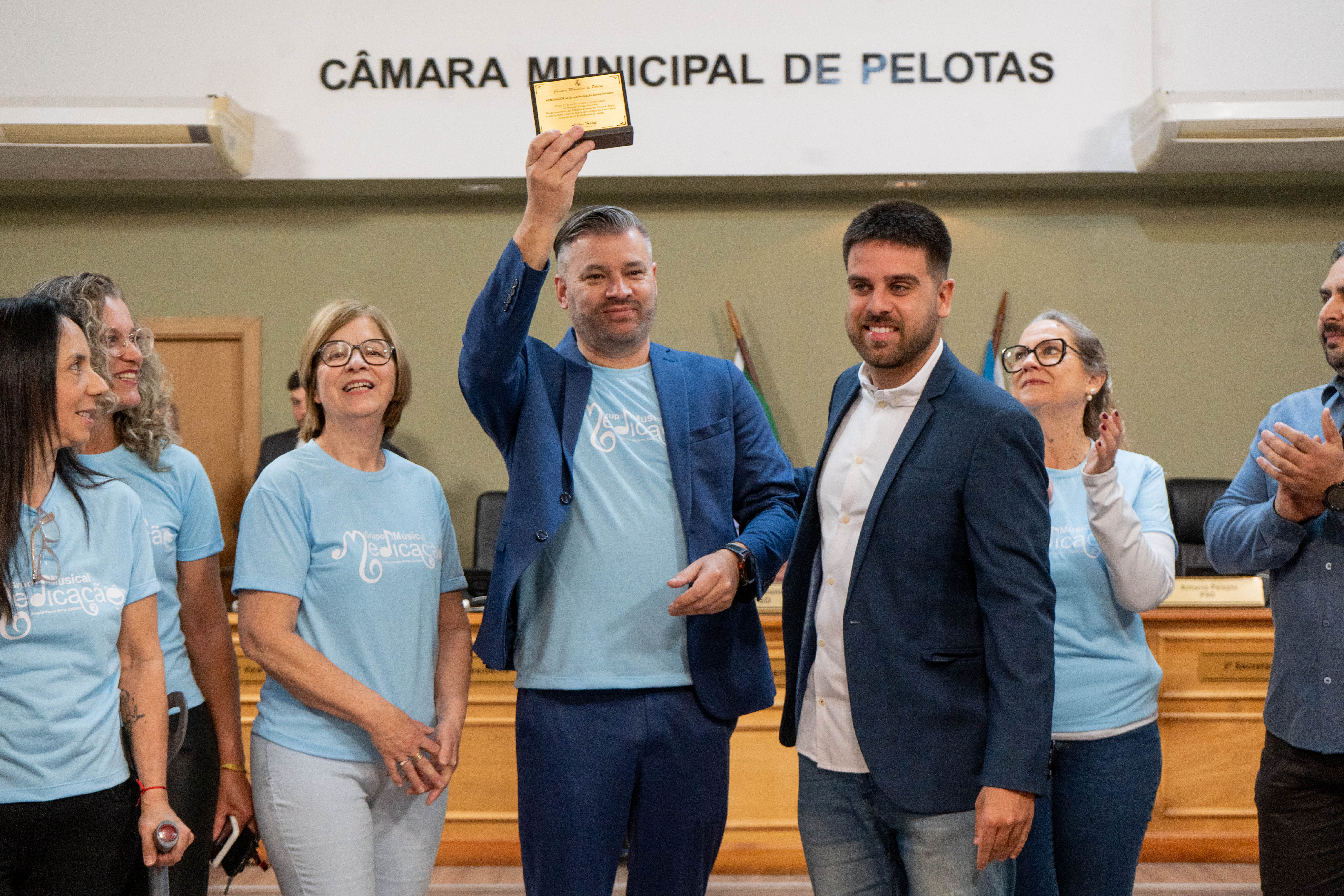 Nove homenagens são entregues durante Grande Expediente Especial