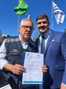 Vereador Tauã Ney entrega ao Ministro da Saúde documento que reivindica PET-SCAN para Pelotas e reforça a luta contra o câncer Vereador Tauã Ney entrega ao Ministro da Saúde documento que reivindica PET-SCAN para Pelotas e reforça a luta contra o câncer