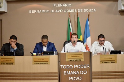 LDO é aprovada na CCJ e COF com emendas dos parlamentares