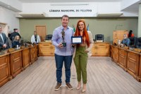 Presidente do Legislativo homenageia fisiculturista