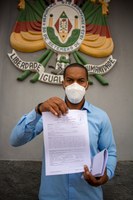 VEREADOR CÉSINHA SOFRE RACISMO E REGISTRA OCORRÊNCIA NA POLÍCIA