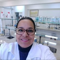 Vereador Jurandir Silva homenageia a professora Nadja Costa com Medalha Mulher Doce Guerreira